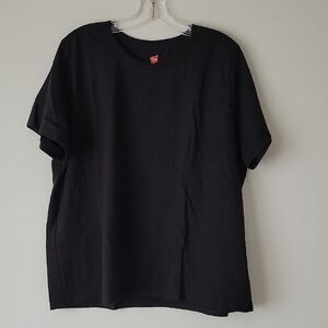 Hanes Women's Essentials Black Cotton Crewneck T-Shirt- Size XXL- New!
